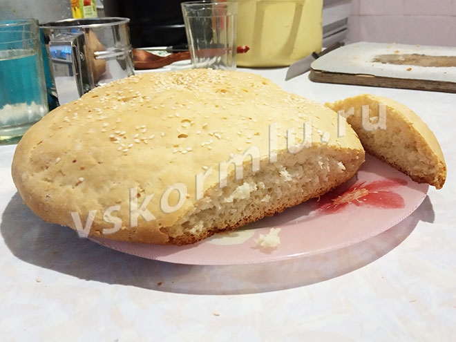 Хлеб с кунжутом домашнего приготовления