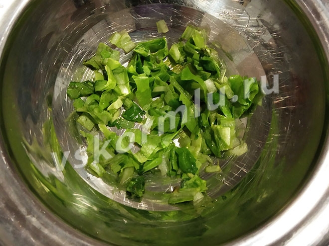 Зеленый салат очень полезен при грудном вскармливании